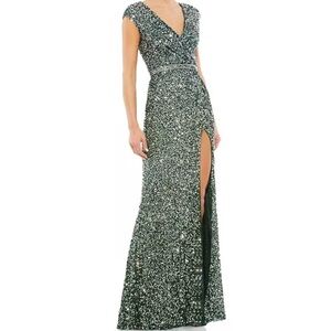 Beautiful MacDuggal dress, excellent condition